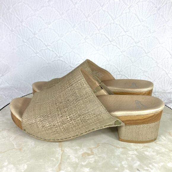 Dansko Slides Comfort Sandals Women 9.5 Taupe Textured Leather Open Toe Coastal - Picture 6 of 13
